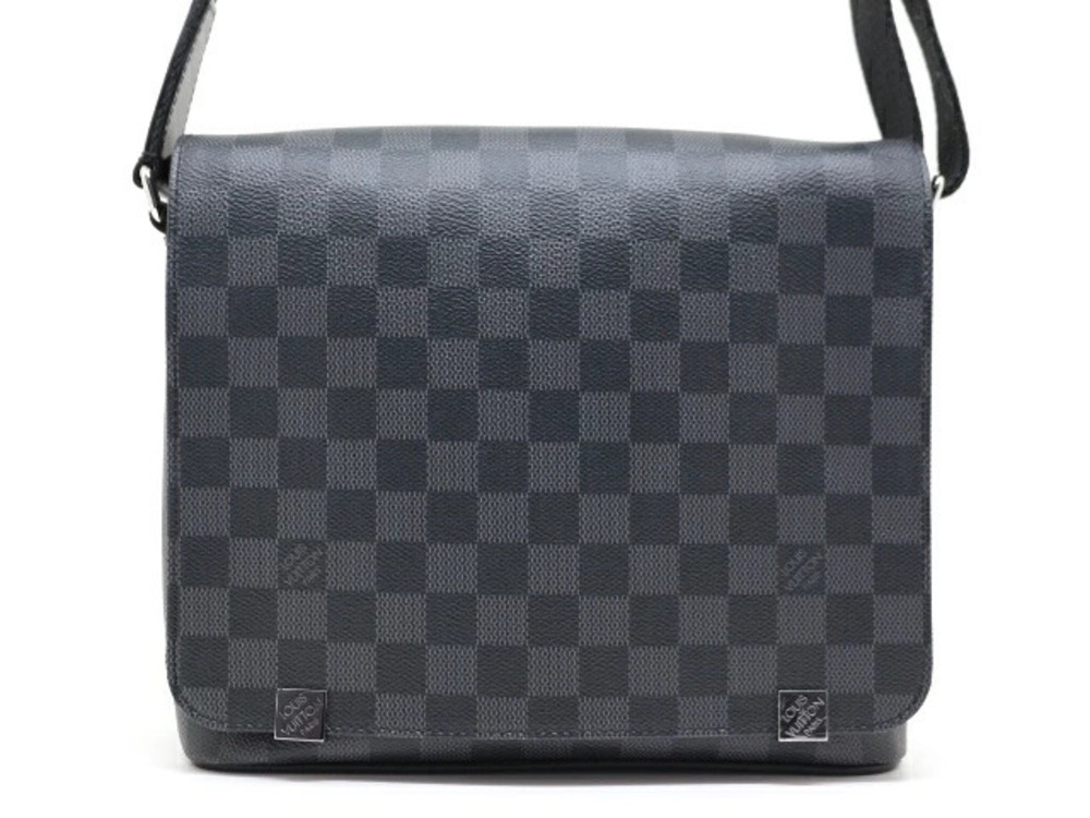 LOUIS VUITTON District NM Shoulder Bag Messenger Damier Graphite Black